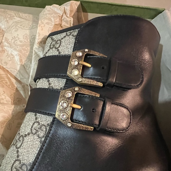 New Gucci boots GG monogram Crystal Buckle Black Ankle Combat Boots Size 38.5 - Picture 5 of 9